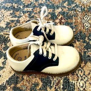 Footmates SZ 7 Saddleshoes